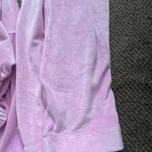 Two piece Set - Picture 2 of 3